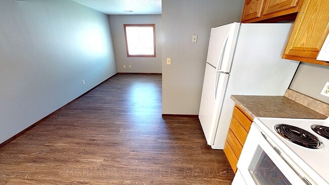 Building Photo - 1514 Cedar St