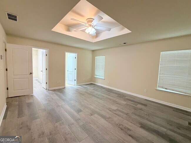 Building Photo - 220 Brookhaven Ct