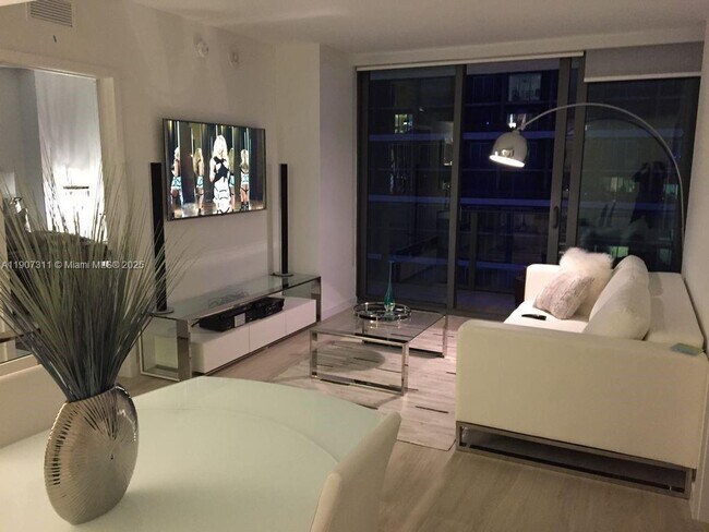 Building Photo - 1300 S Miami Ave