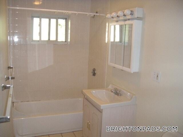 Building Photo - 65 Chiswick Rd