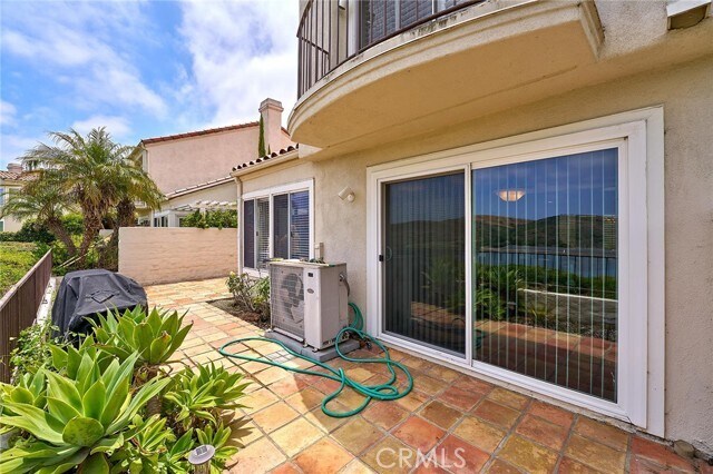 Building Photo - 9 La Quinta