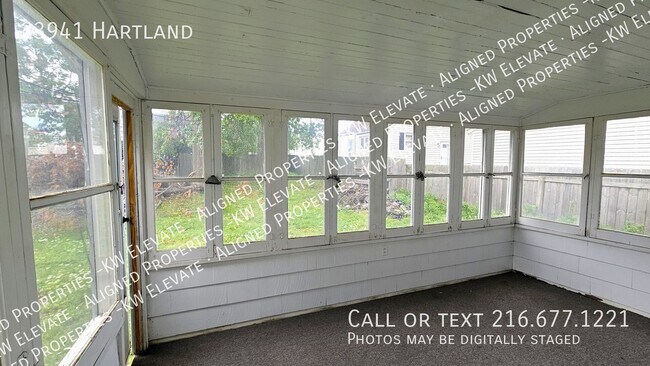 Building Photo - 23941 Hartland-