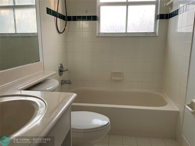 Building Photo - 3035 SW 129th Way
