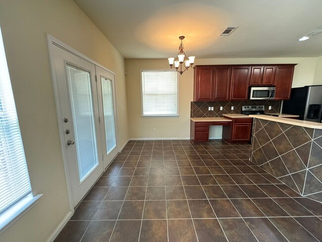 Building Photo - Beautiful 2 Story 4 Bdrm 2.5 Bath With a Loft