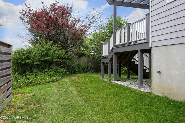 Building Photo - 3 Willow Way