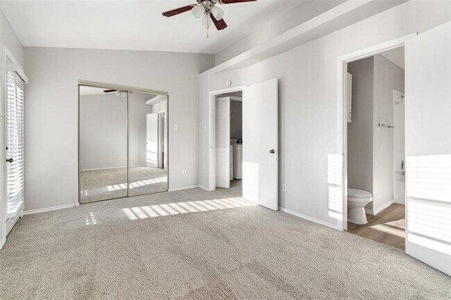 Building Photo - 1848 River Crossing Cir