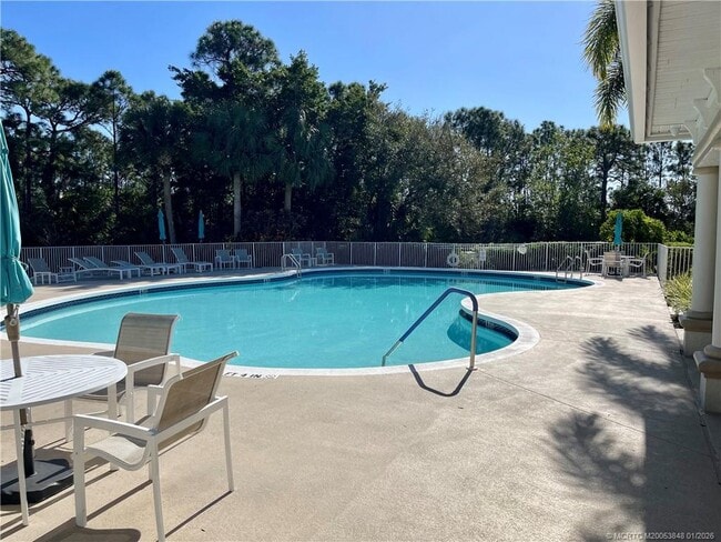 Building Photo - 3701 NW Willow Creek Dr