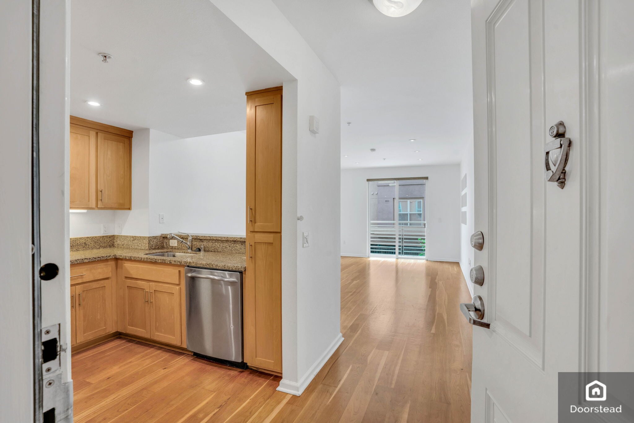 Building Photo - 301 Crescent Ct