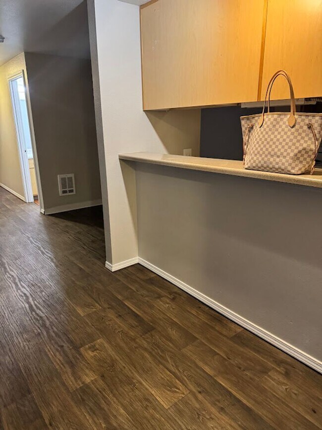 Building Photo - Everything you’ve been dreaming of is here. Come Lease today!