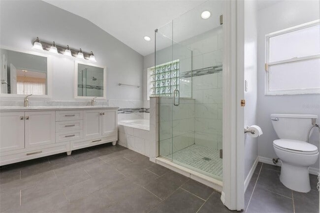 Building Photo - 3845 Gatlin Pl Cir