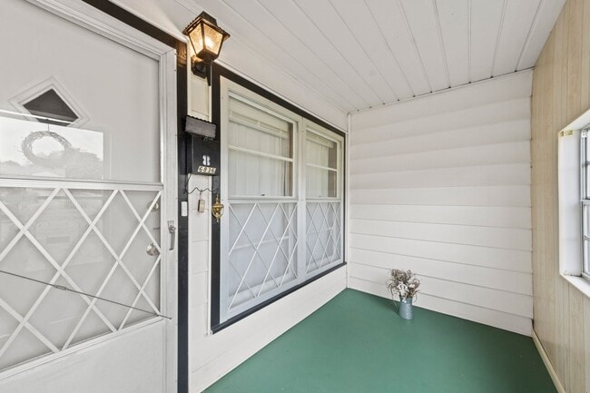 Building Photo - Great Home in Great Condition