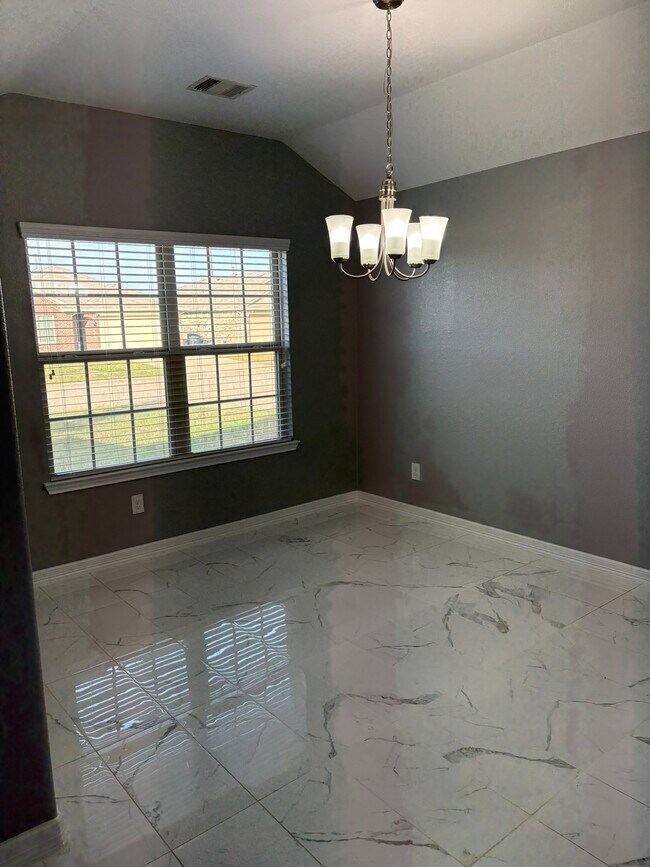 Building Photo - 21007 Whitehaven Bluff Trail