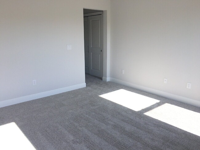 Building Photo - 6117 Grand Sonata Ave