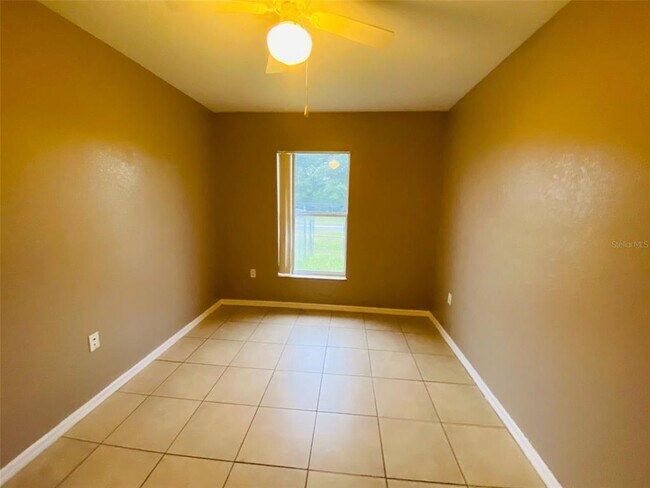 Building Photo - 502 Albatross Dr