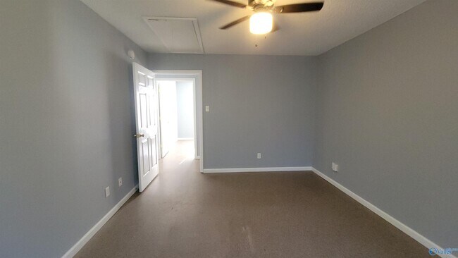 Building Photo - 6117 Melrose Rd NW