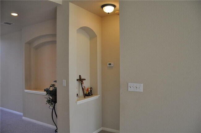 Building Photo - 19112 Ventana Ct