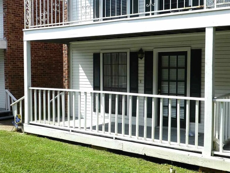 Building Photo - 4356 Stumberg Ln