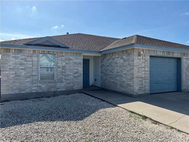 Primary Photo - 15525 Palmira Ave