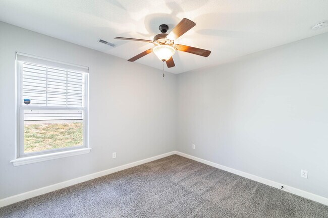 Building Photo - 7416 Rosedown Dr