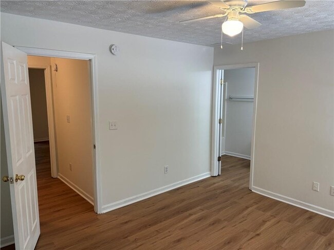 Building Photo - 4601 Logan Way