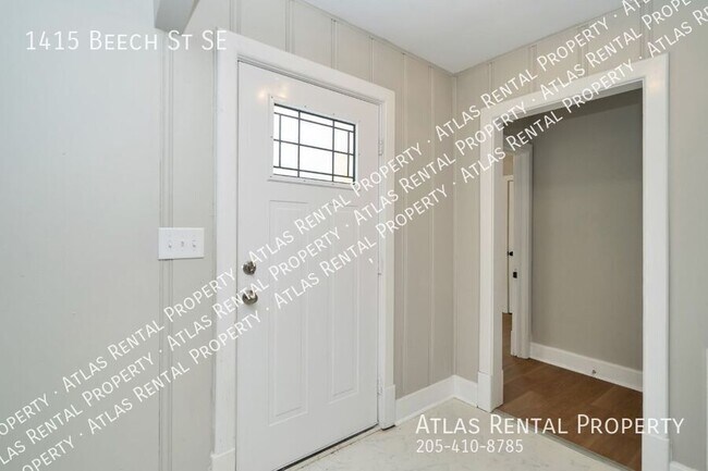 Building Photo - 1415 Beech St SE