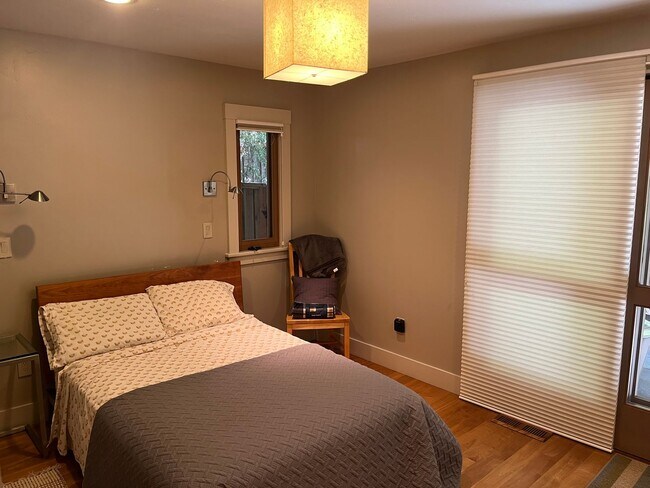 Building Photo - Luxury Furnished Monte Sereno Estate | Short-Term Executive Lease | Resort-Style Living