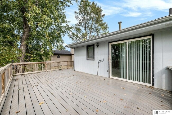 Building Photo - 4701 Schroeder Dr