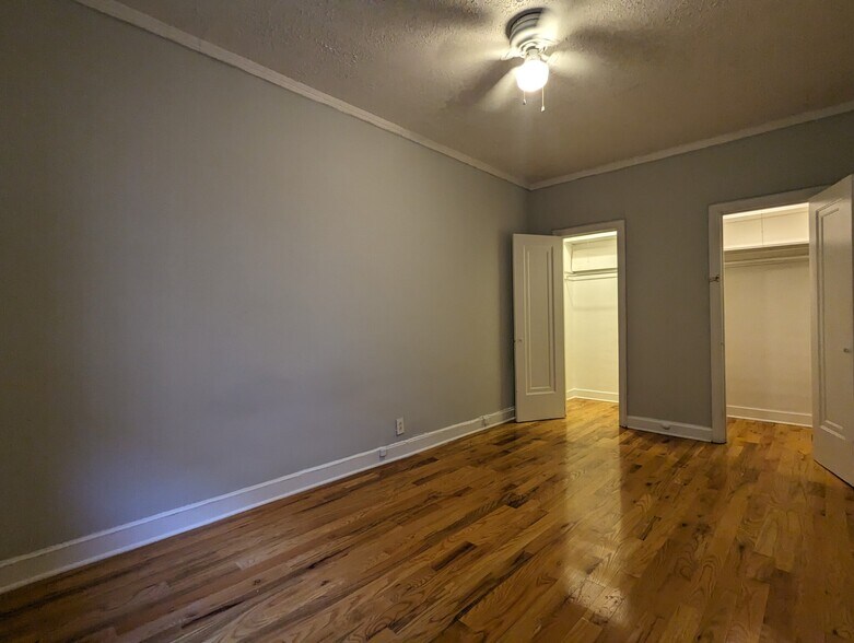 Building Photo - 536 W Arlington Pl