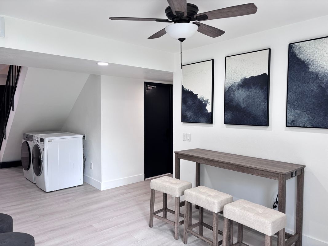 Building Photo - 270 W Blaine St