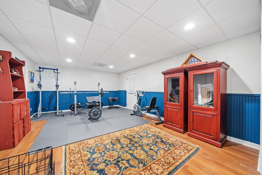 Workout room - 600 Lyndhurst Cir