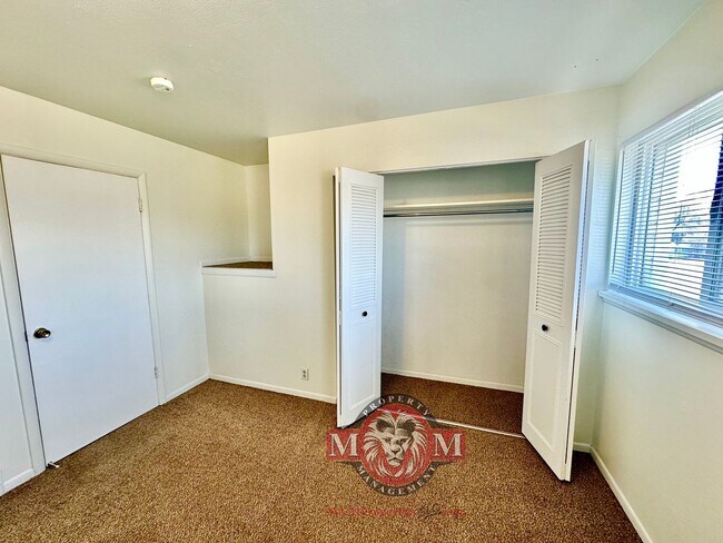 Building Photo - 2332 W 6200 S