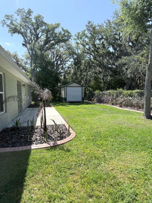 Building Photo - 3 Bedroom and 2-Bathroom House