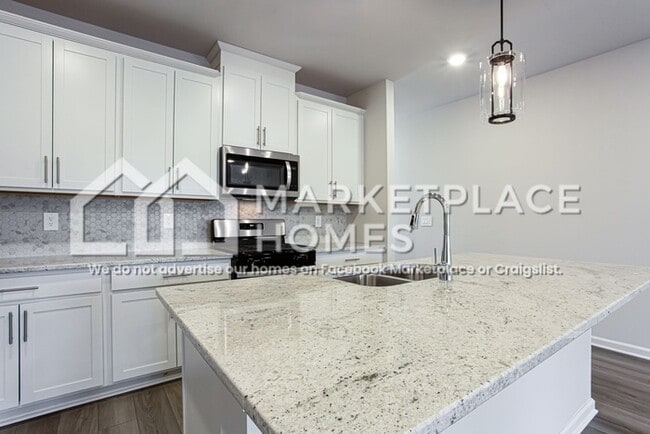 Building Photo - 2121 Avalon Rdg