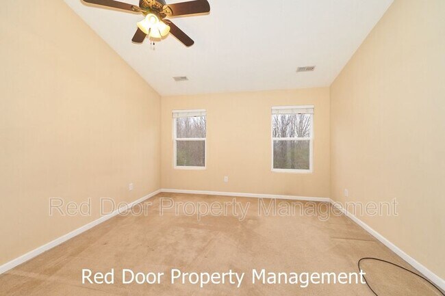 Building Photo - 7844 Bombay Ln