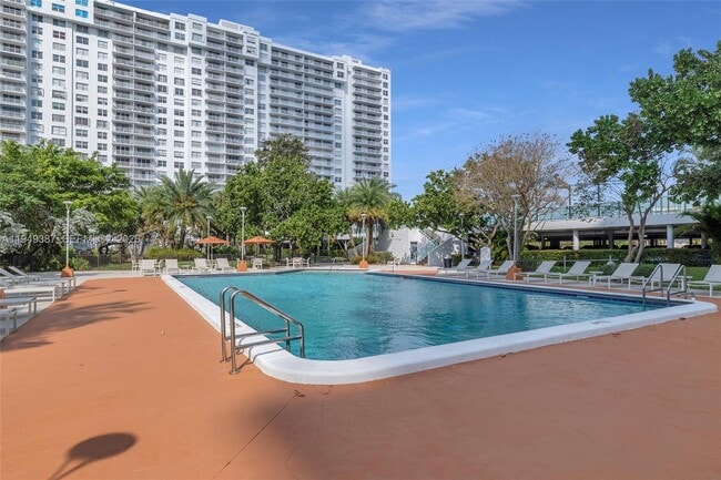 Building Photo - 2801 NE 183rd St