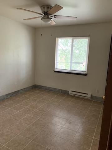 Building Photo - 8835 N Swan Rd