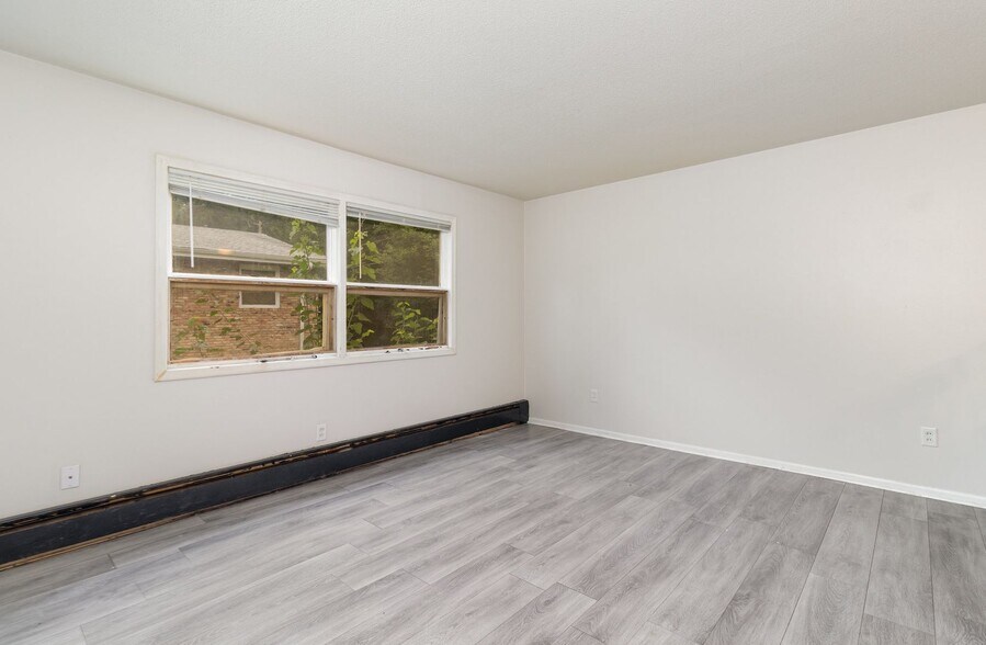 Building Photo - 2017 Commerce Blvd