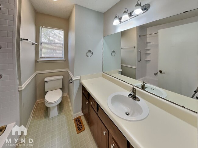 Building Photo - 5214 Amberwood Cir