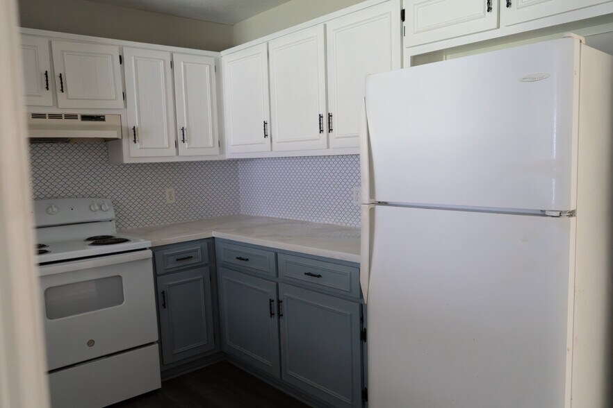 Building Photo - 6197 Trestlewood Dr