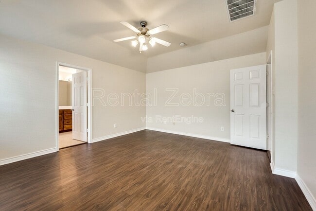 Building Photo - 4216 Summersweet Ln