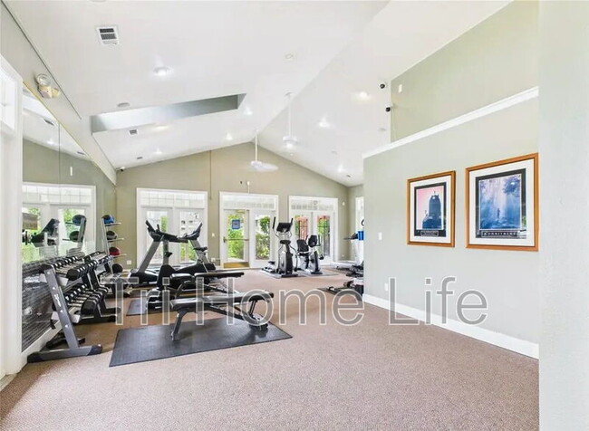 Building Photo - 12820 Ironstone Way