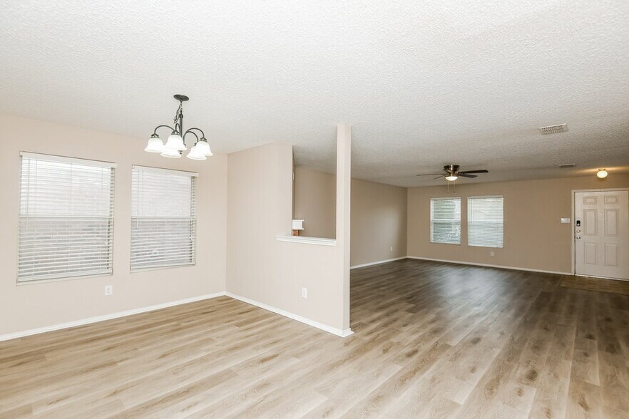 Building Photo - 4008 Golden Horn Ln