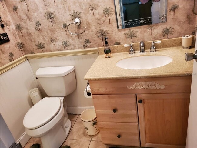 Building Photo - 201 Bedford Trail