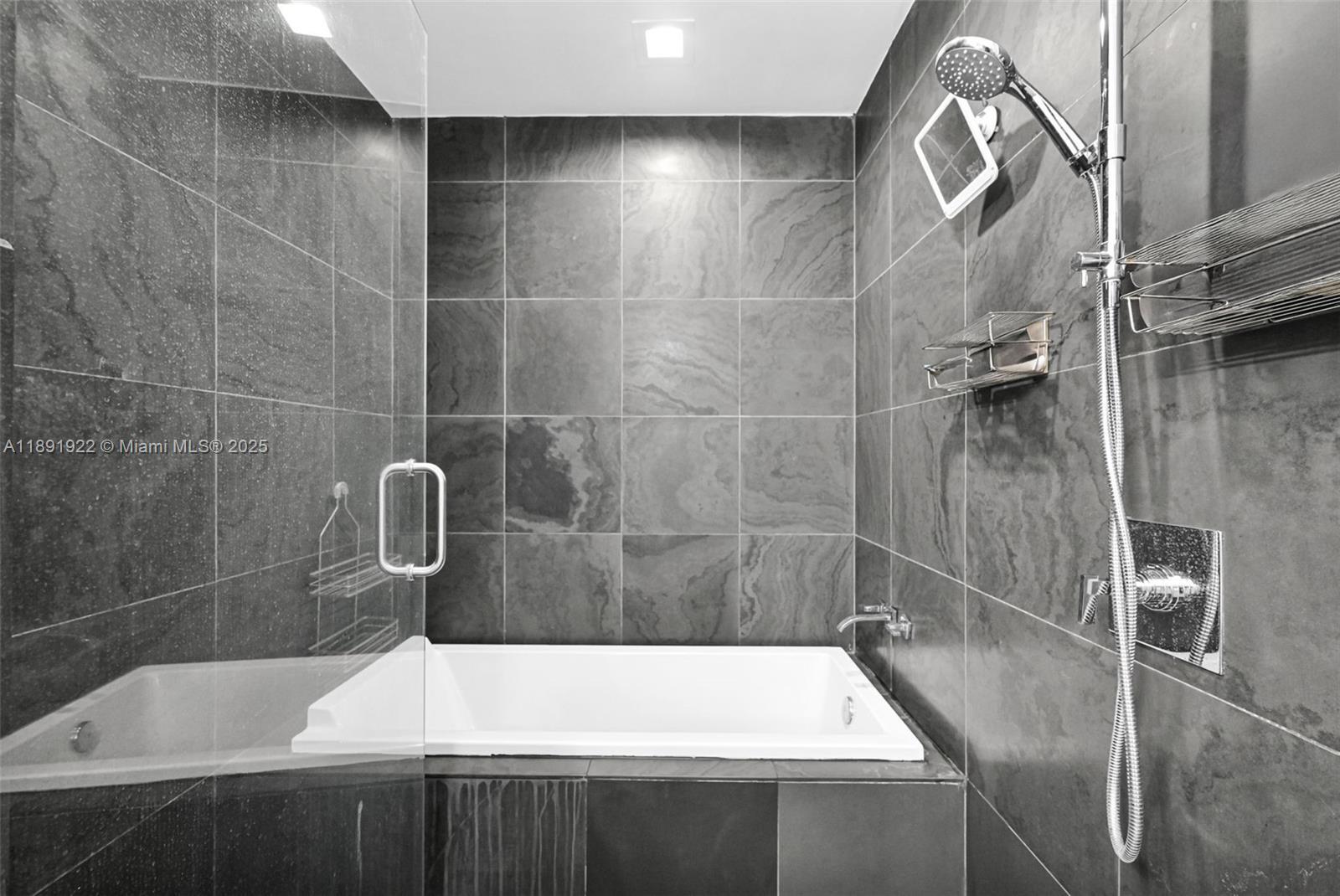 Building Photo - 900 Biscayne Blvd