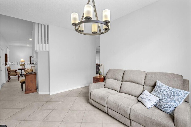 Building Photo - 1058 Tupelo Way