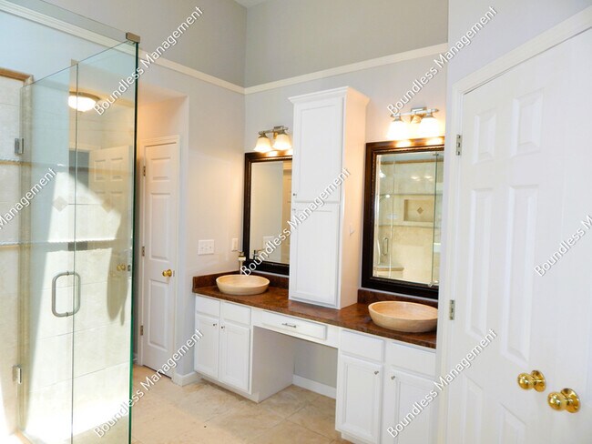 Building Photo - 125 Broadwell Oaks Ct