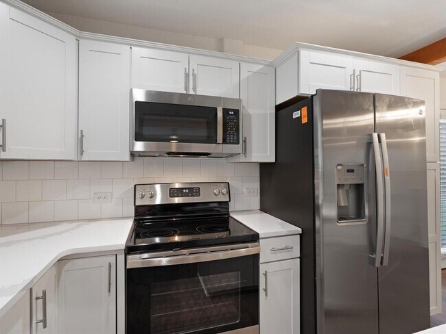 Building Photo - 21007 Coleman Branch Creek Rd