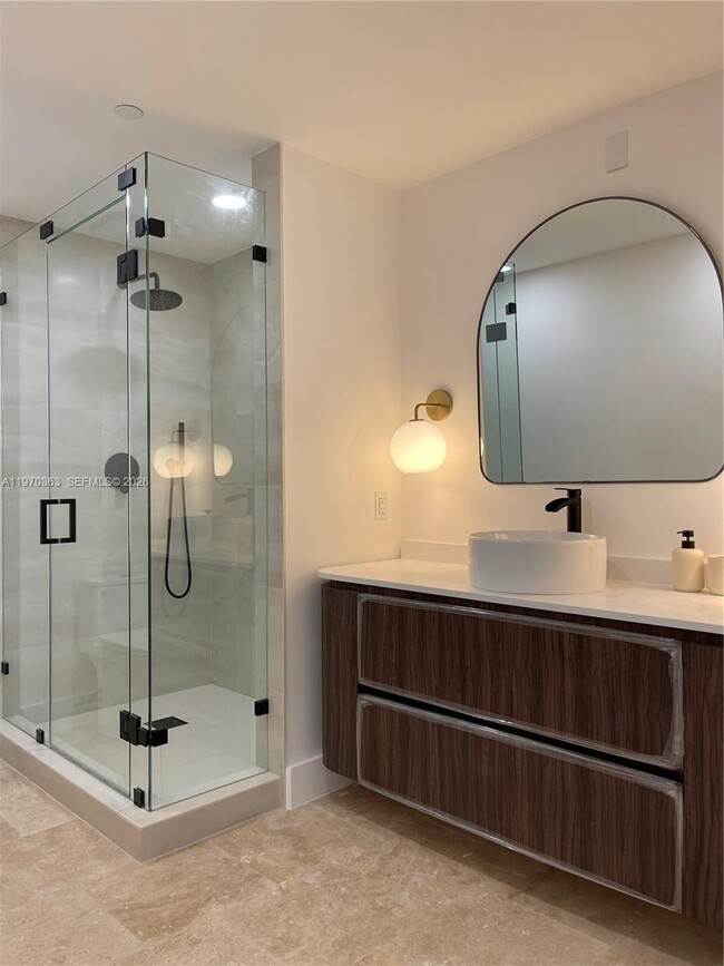 Building Photo - 601 NE 27th St