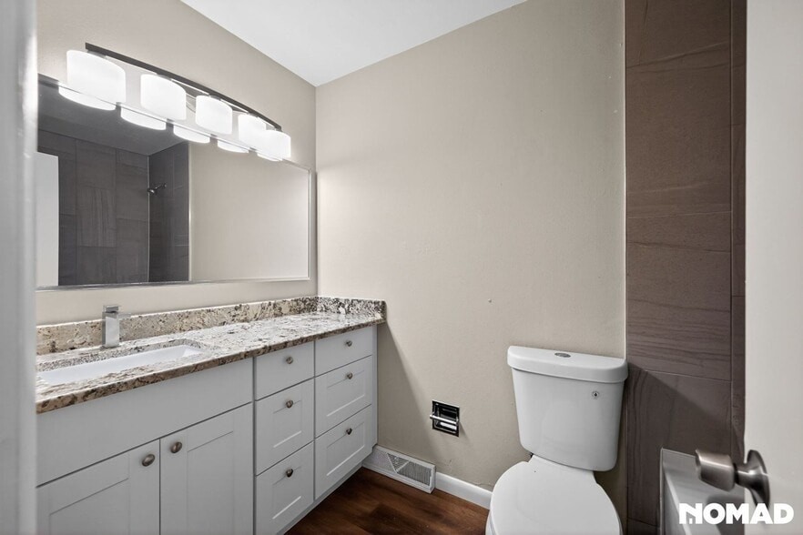 Building Photo - 33 Lima St