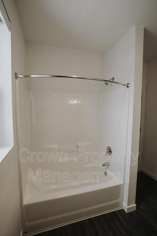 Building Photo - 37 Pheasant Run